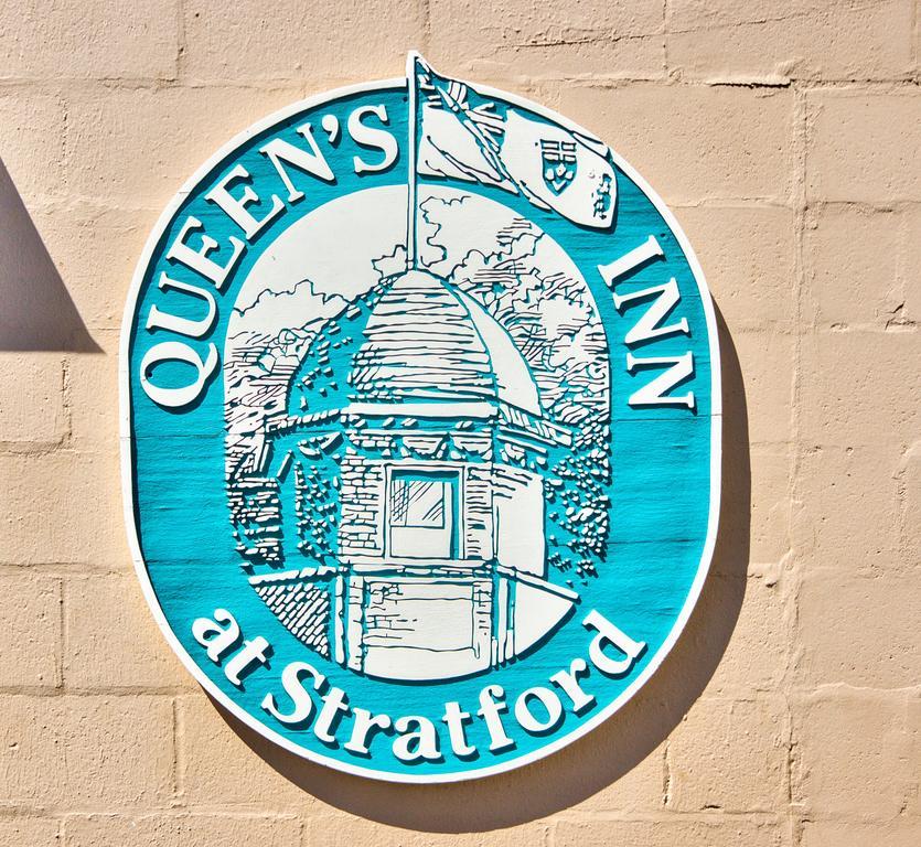 Queen'S Inn Stratford Exterior foto